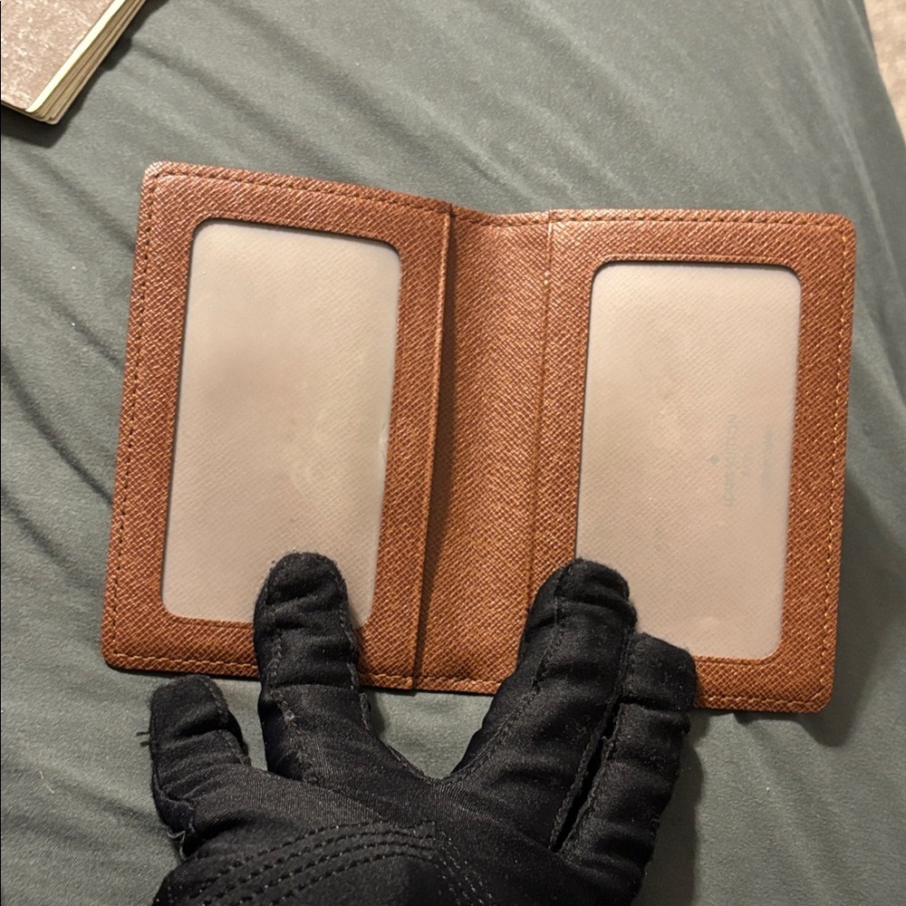 Louis Vuitton Monogram Card Wallet NWOT - Picture 2 of 5